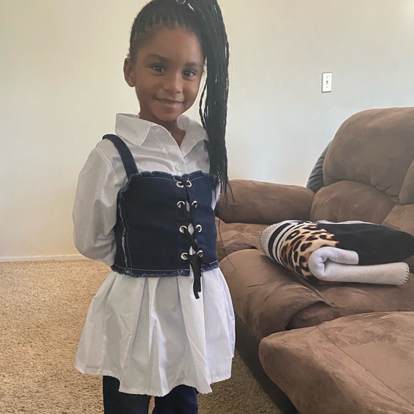 Lil Girls White Botton Down Shirt W/ Denim Corset - Picture 2 of 3